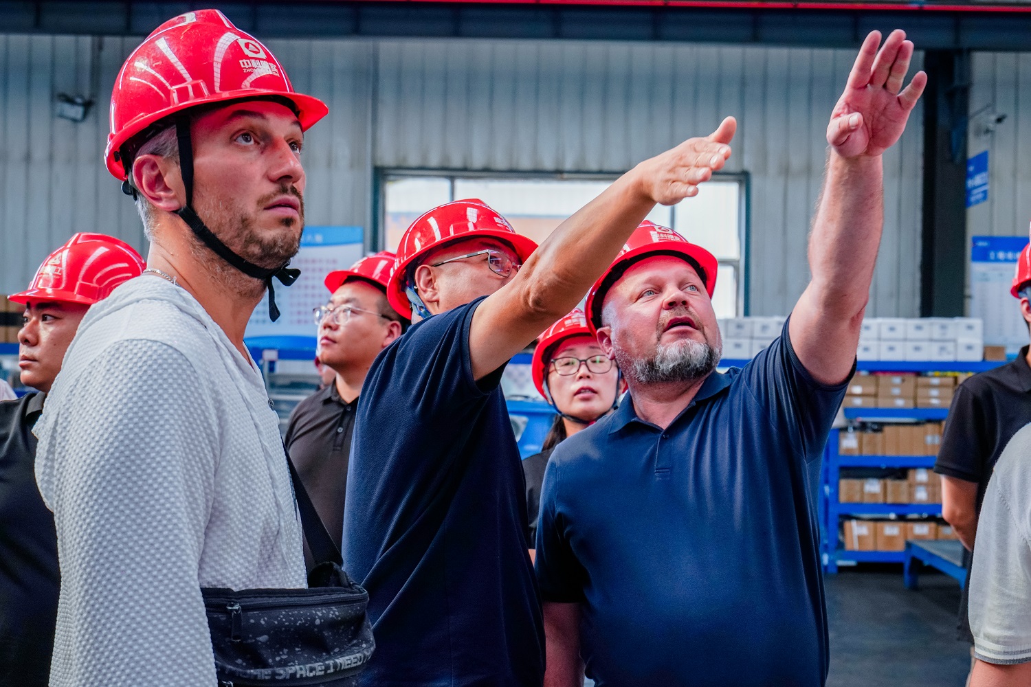 Russian Clients Visit Weishi Heavy Industry